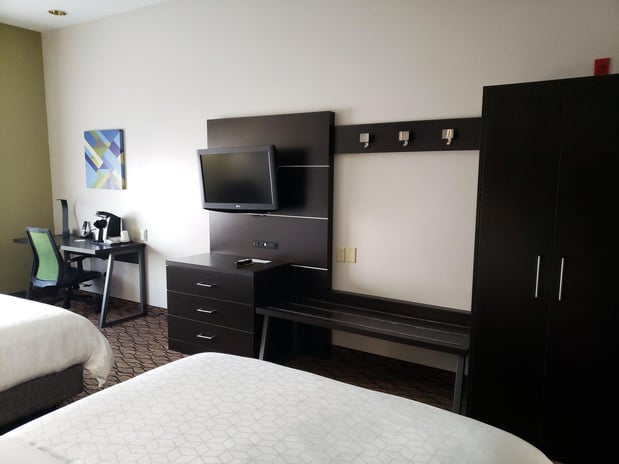 Images Holiday Inn Express & Suites San Angelo by IHG