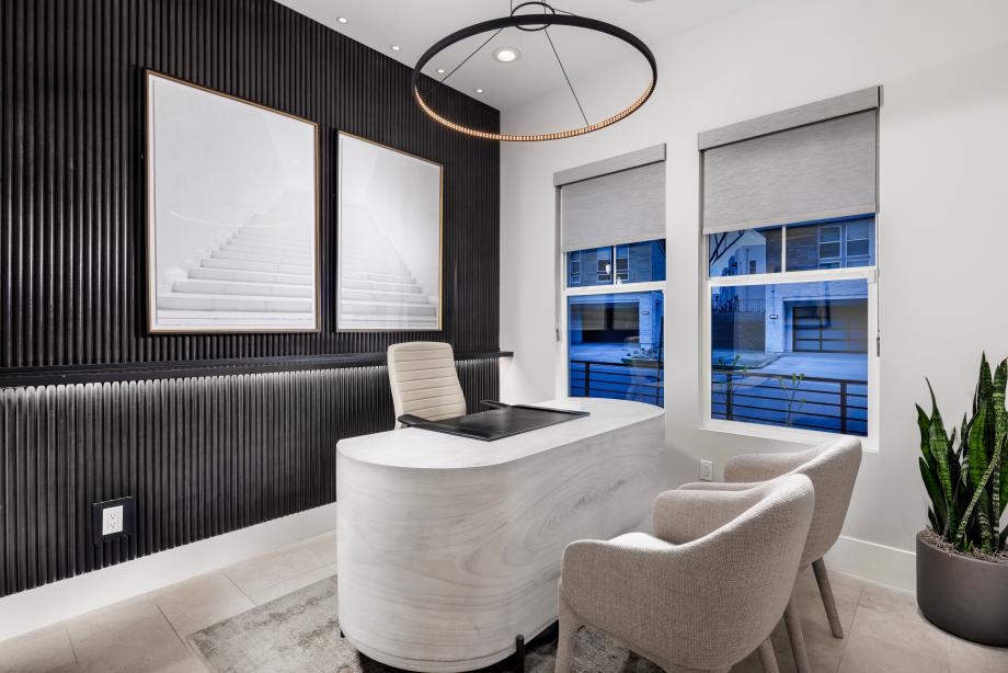Versatile flex room