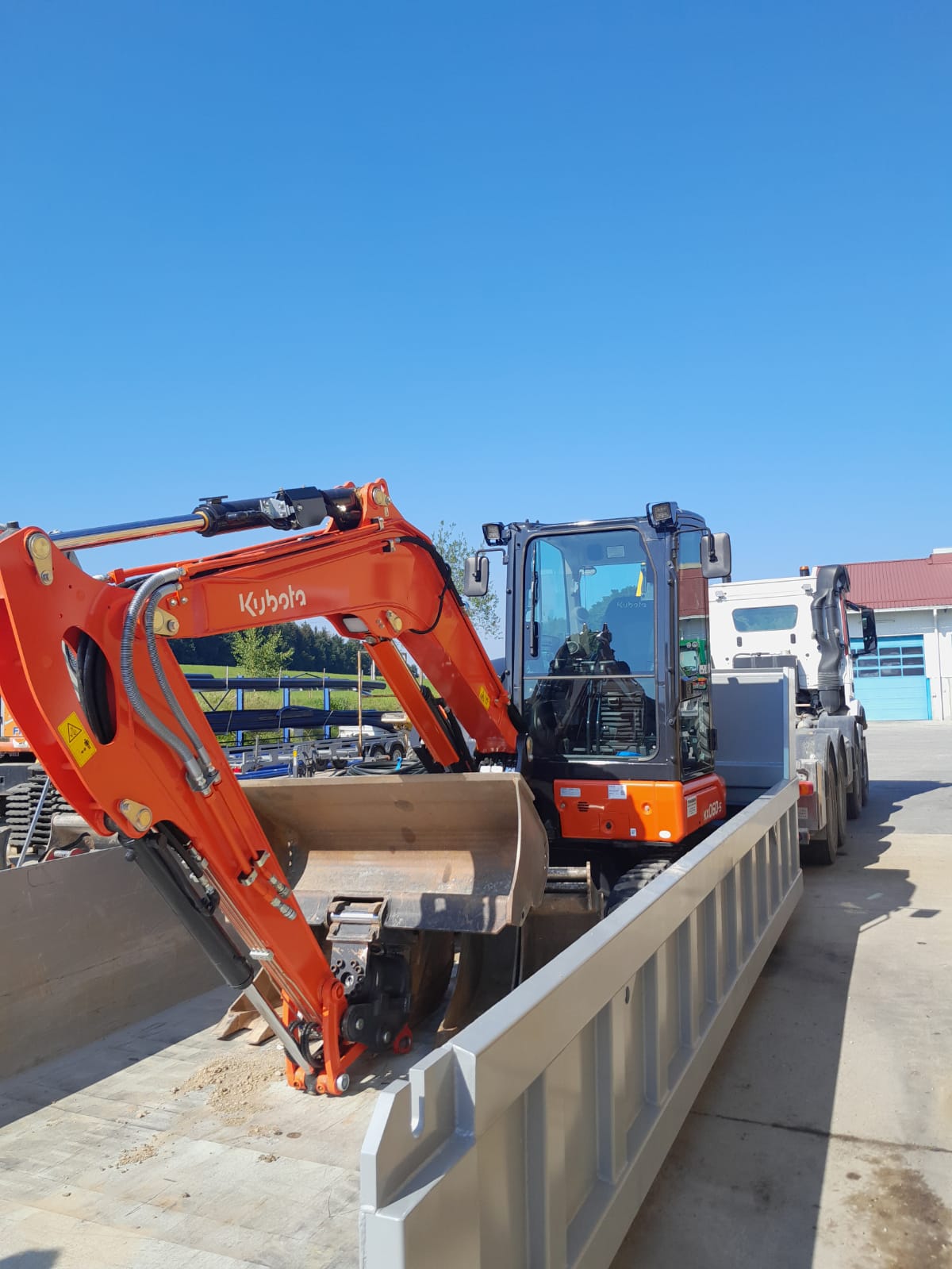 Bild 6 von Erdbau Eder GmbH
