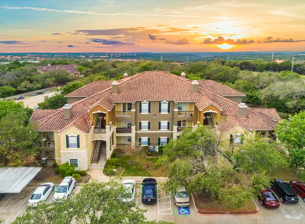 Images MAA Canyon Pointe