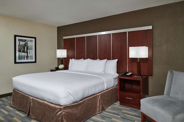 Images DoubleTree by Hilton Raleigh Crabtree Valley