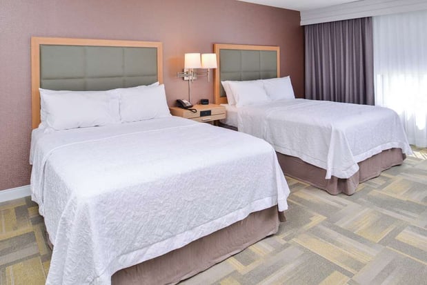Images Hampton Inn & Suites Altoona-Des Moines