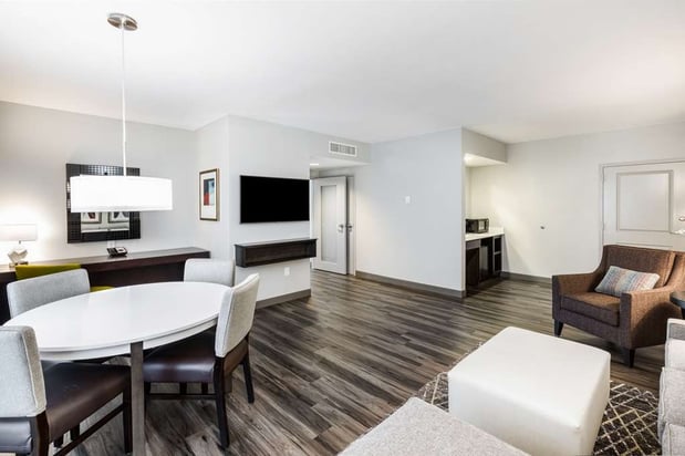 Images Embassy Suites by Hilton Houston Energy Corridor