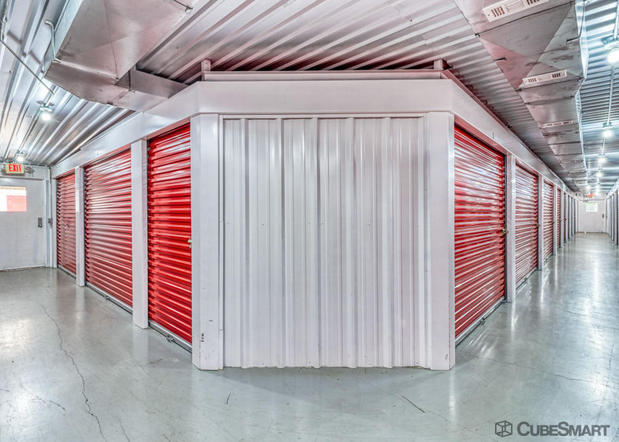 Images CubeSmart Self Storage