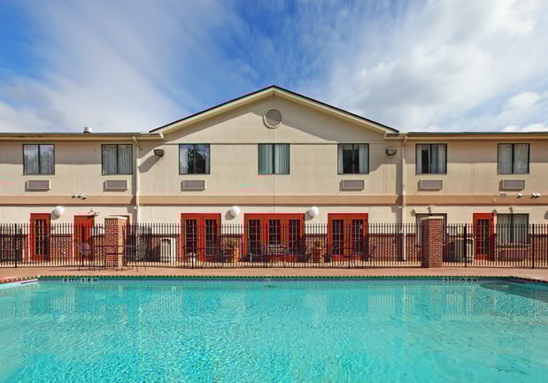 Images Holiday Inn Express & Suites Camden by IHG