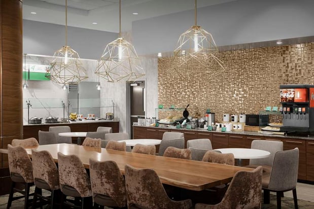 Images Embassy Suites by Hilton Atlanta Kennesaw Town Center