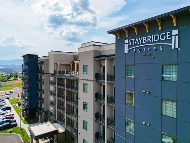 Images Staybridge Suites Pigeon Forge - Smoky Mtns by IHG
