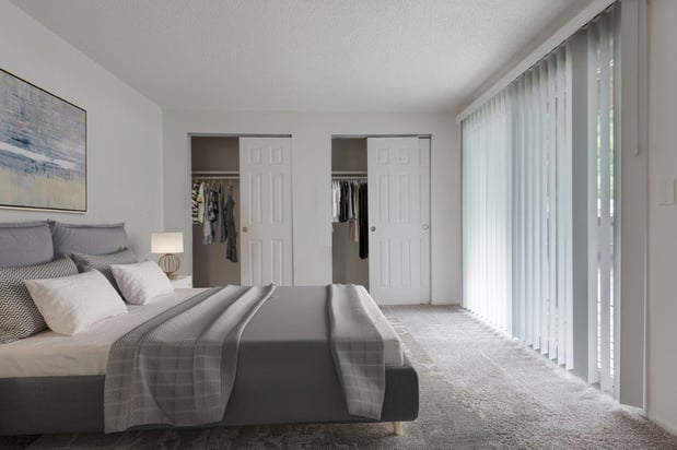 Images Creek Hill Apartment Homes