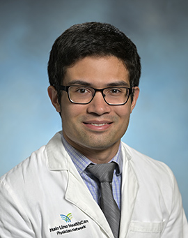Headshot of John Senderak, MD