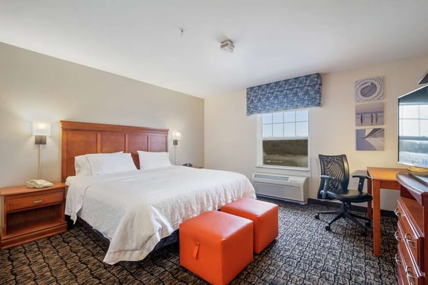 Images Hampton Inn & Suites Rockland