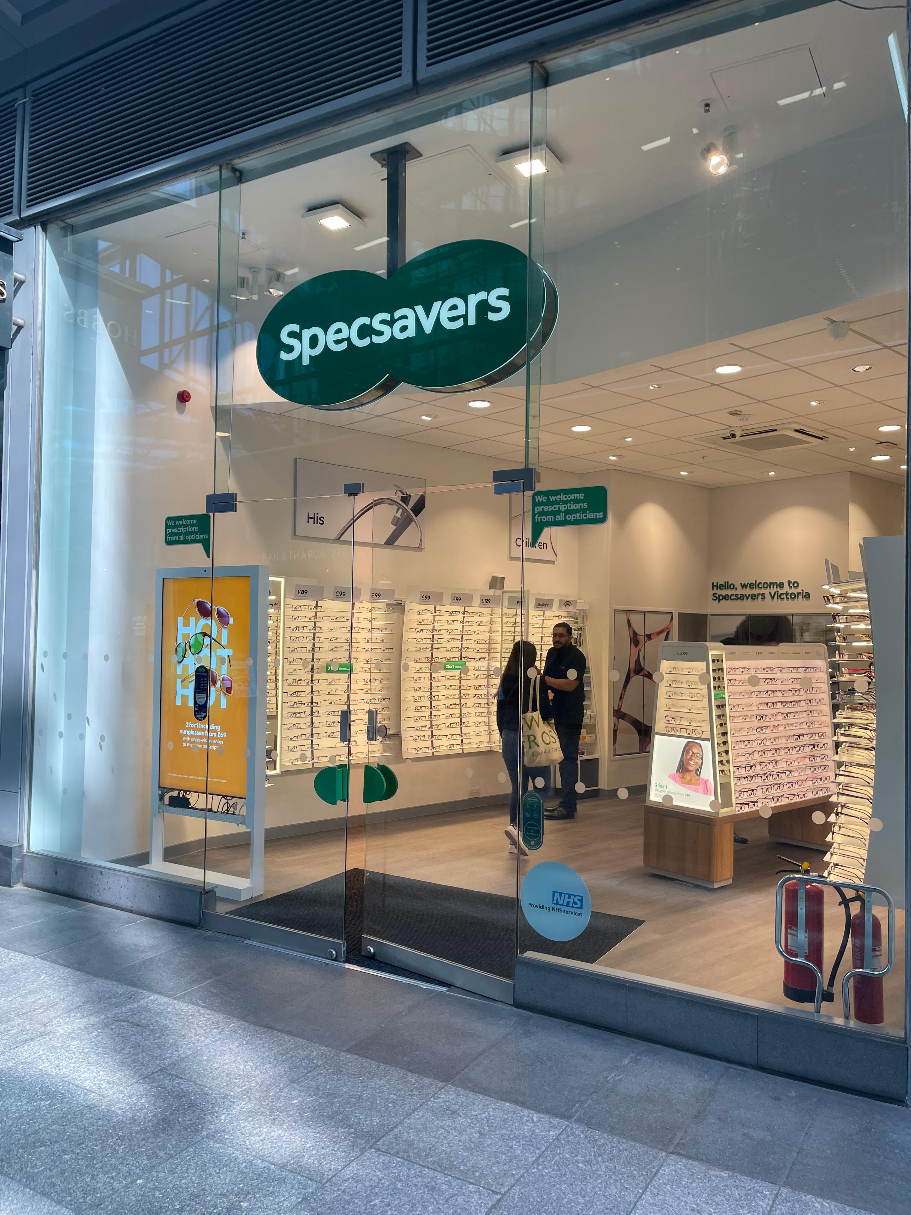 Specsavers - London Victoria Specsavers Opticians and Audiologists - Victoria Victoria 020 7976 4250