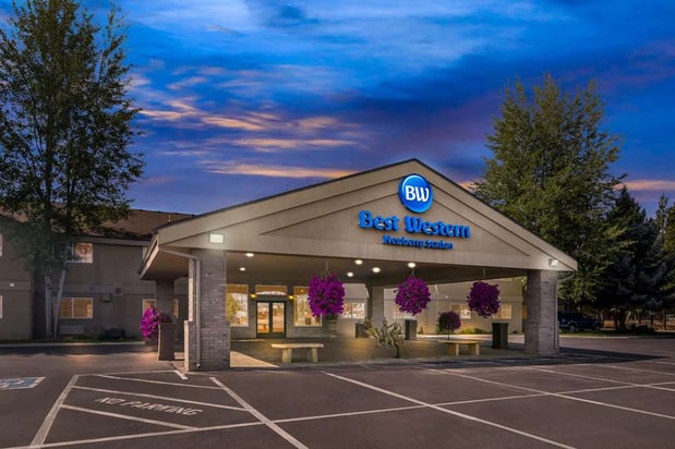 Images Best Western Newberry Station