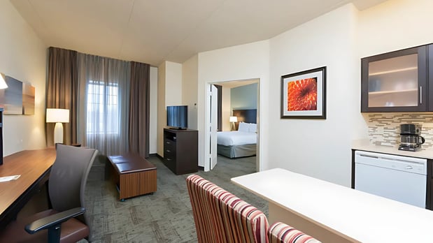 Images Staybridge Suites Chicago-Oakbrook Terrace by IHG