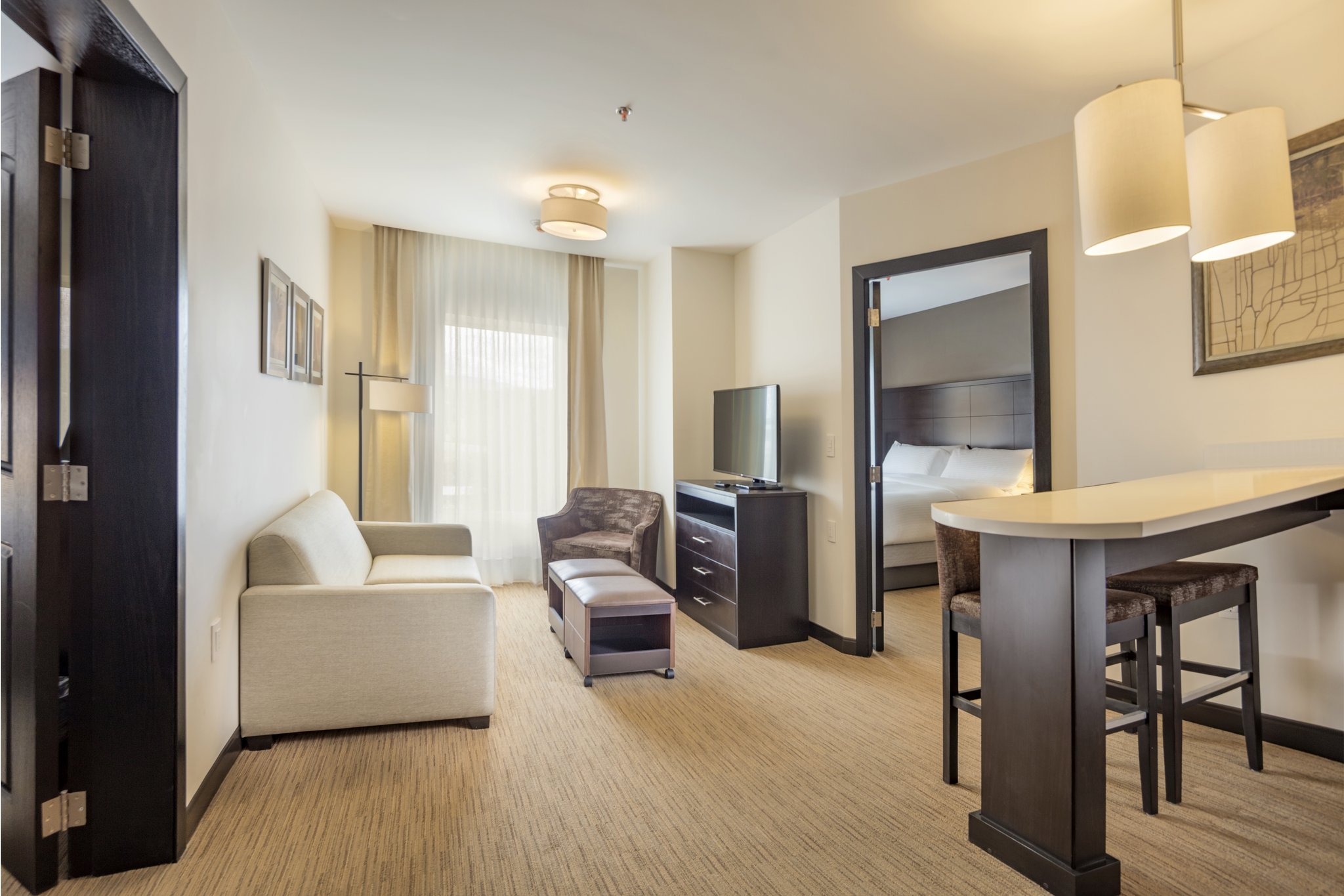 Images Staybridge Suites Saltillo by IHG