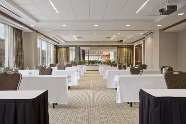 Images Embassy Suites by Hilton Buffalo