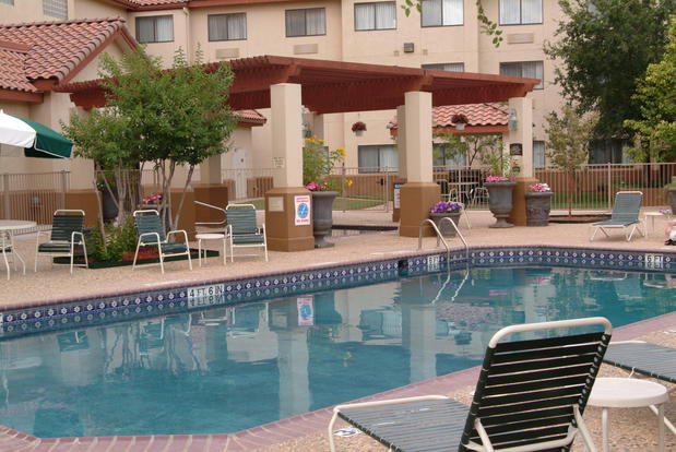 Images Staybridge Suites Lubbock - University Area by IHG