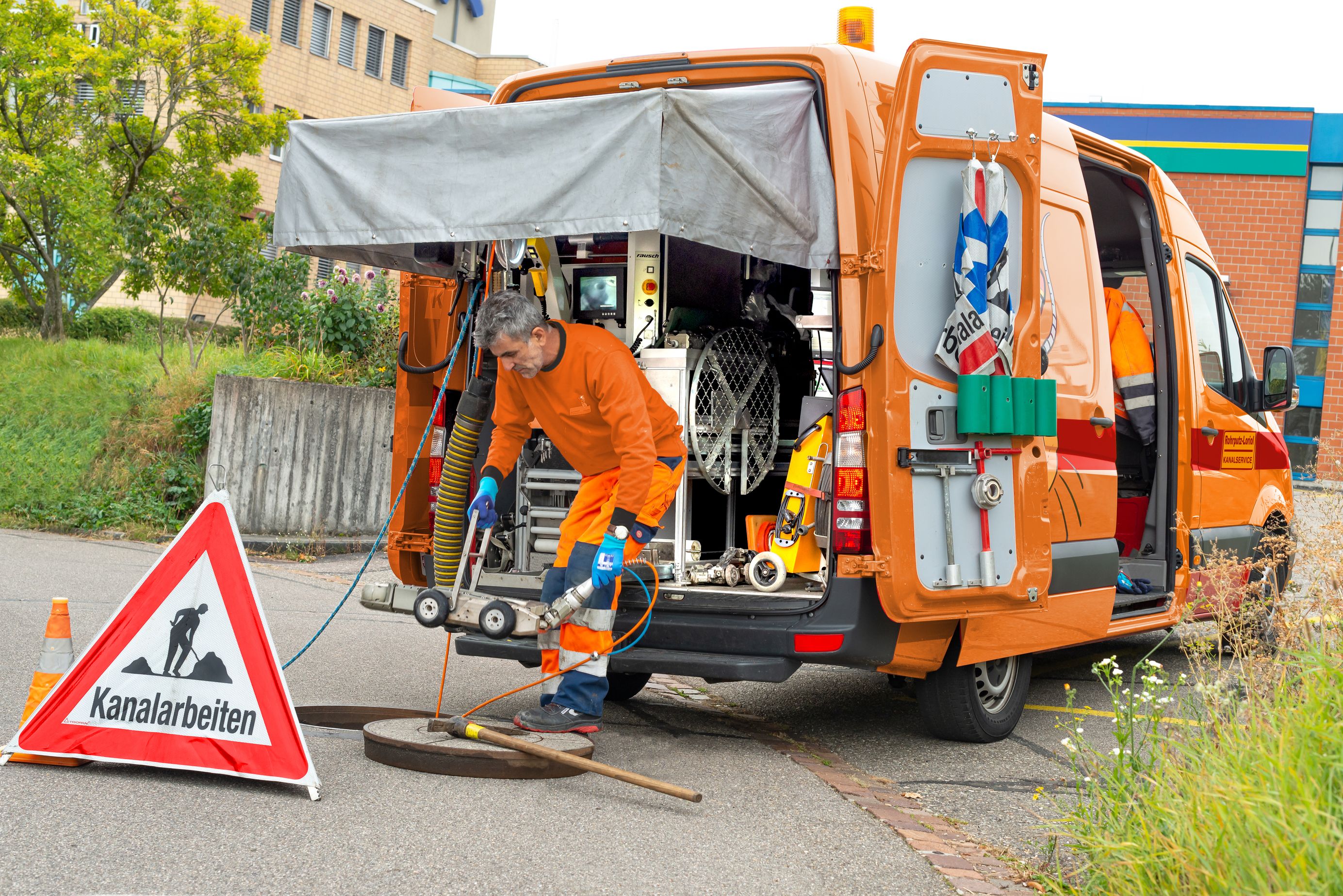 Bilder Rohrputz-Loriol AG Kanalservice