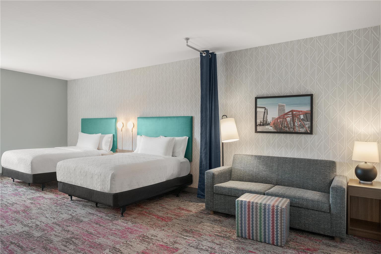 Guest room