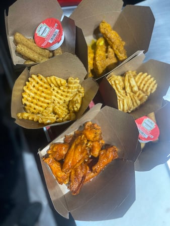 Images Atomic Wings - BedStuy