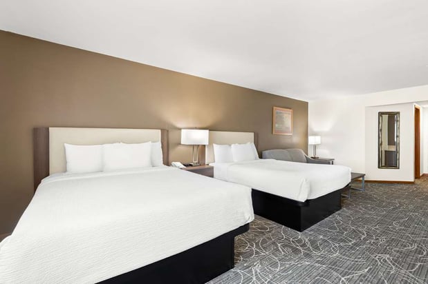 Images Best Western West Towne Suites