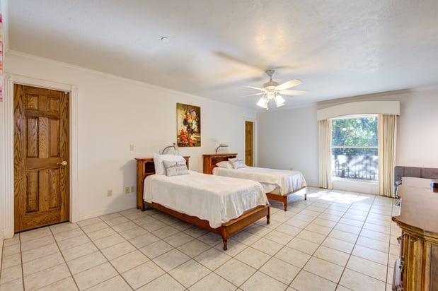 Images Forest Cottage Senior Care
