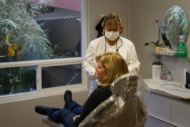 Images Paul Falvey, DDS