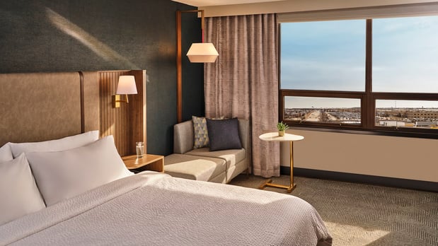 Images Holiday Inn & Suites Columbia NE - Ft Jackson Area by IHG