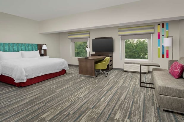 Images Hampton Inn & Suites Charlotte Airport Lake Pointe