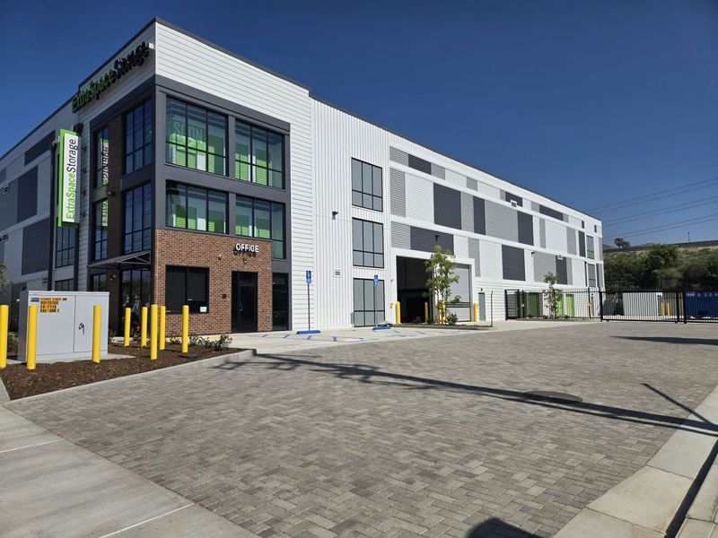 Alternate Beauty Image