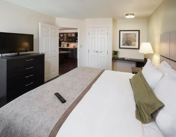 Images Candlewood Suites Austin Airport by IHG