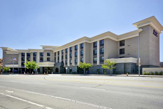 Images Hampton Inn and Suites Los Angeles Burbank Airport