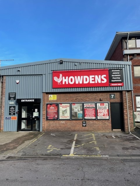 Images Howdens - High Wycombe