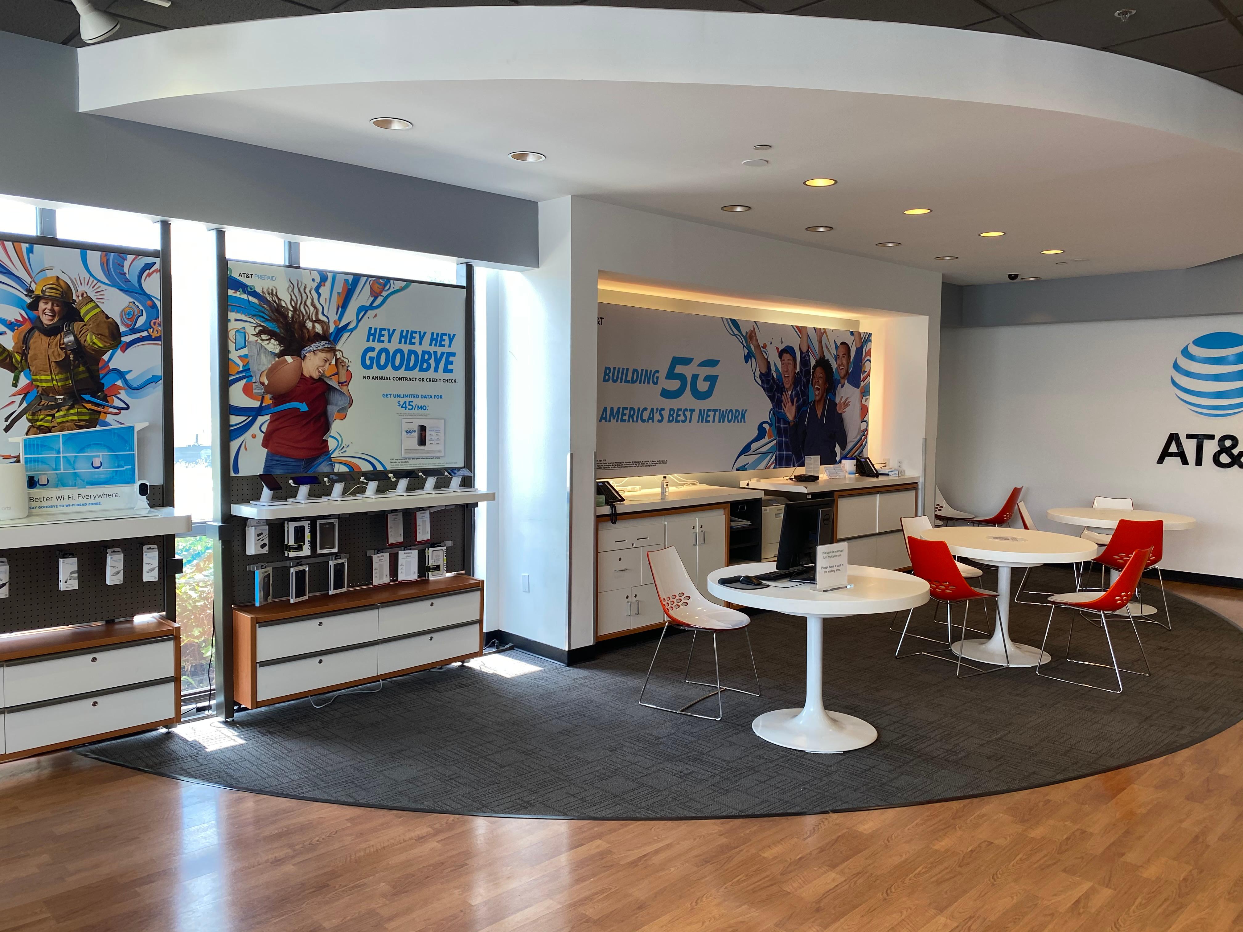 AT&T Store Photo