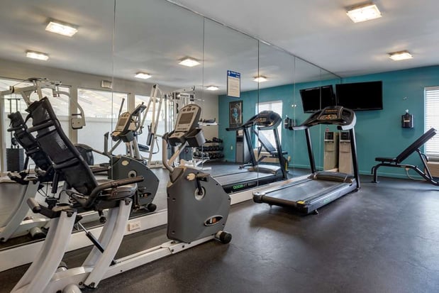 Images Best Western Carlton Suites