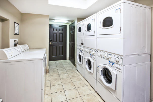 Images Staybridge Suites Cleveland Mayfield Heights Beachwd by IHG