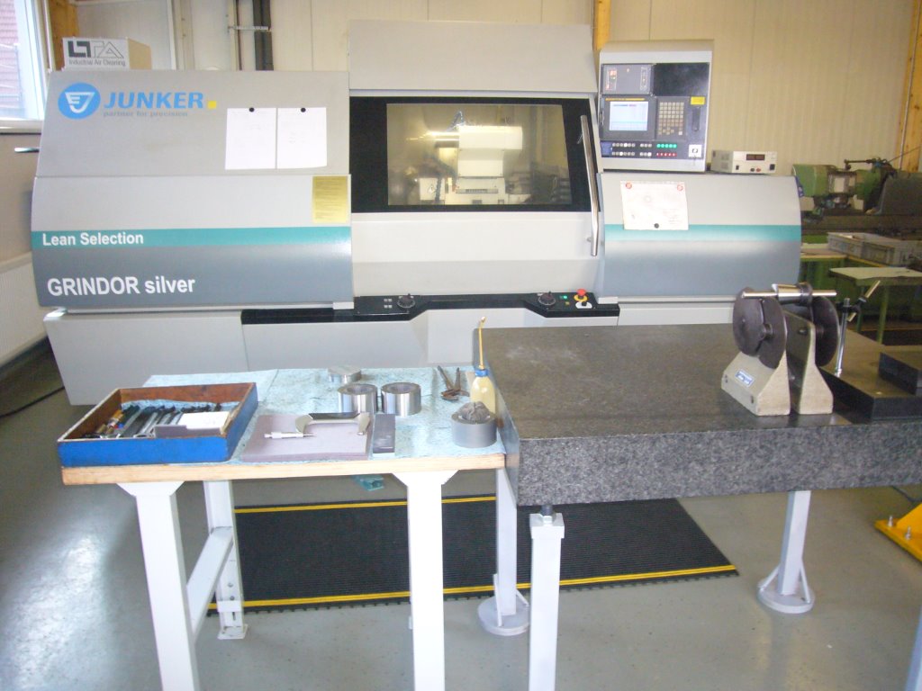 UK Feinwerktechnik Uwe Keller, Rathausstr. 4 in Herborn / Merkenbach