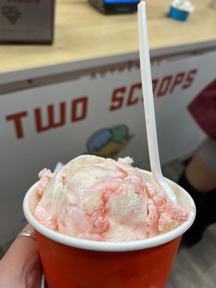 Two Scoops Creamery - Mooresville (LKN)