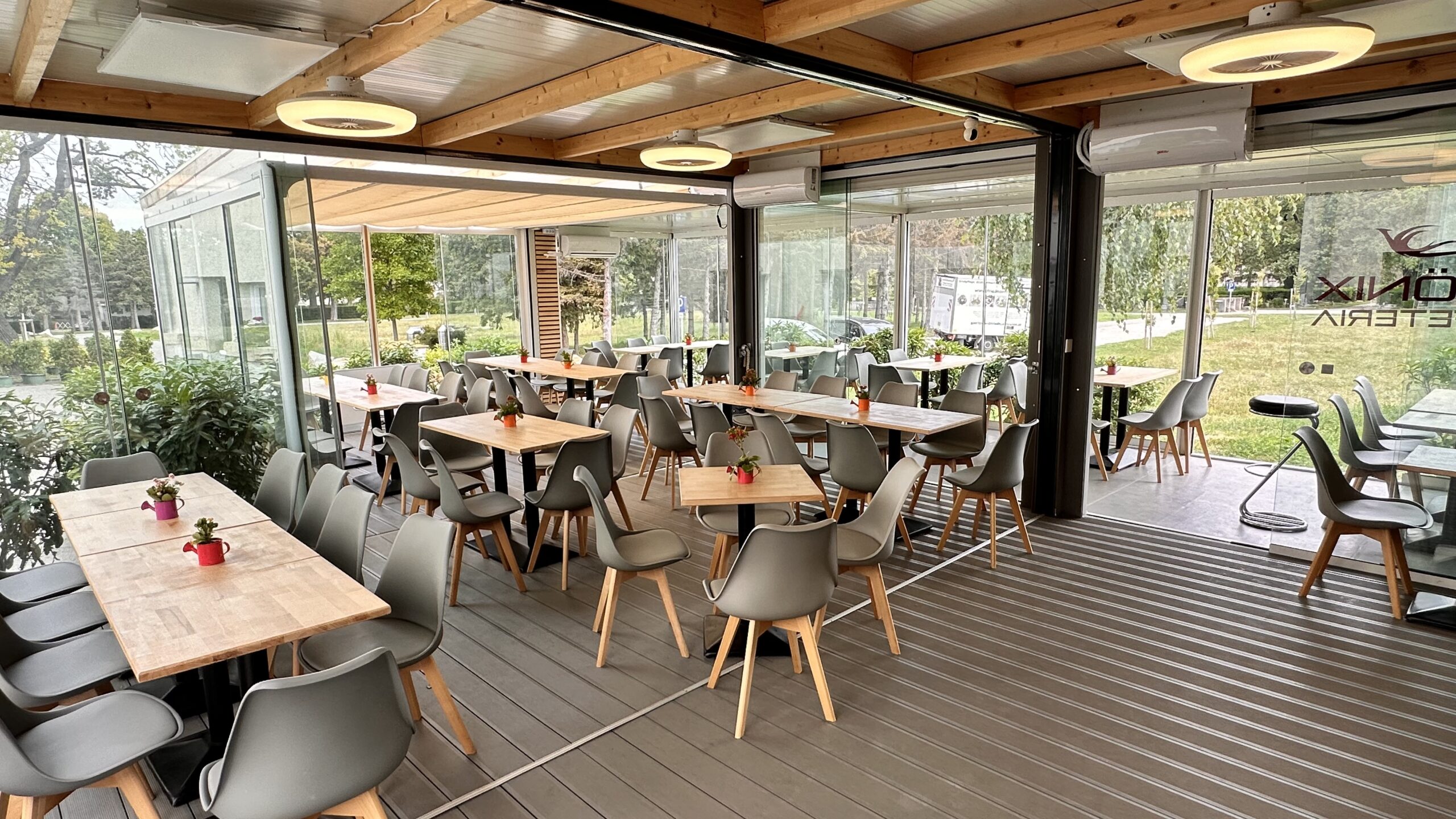 Bild 5 von PHÖNIX CAFETERIA