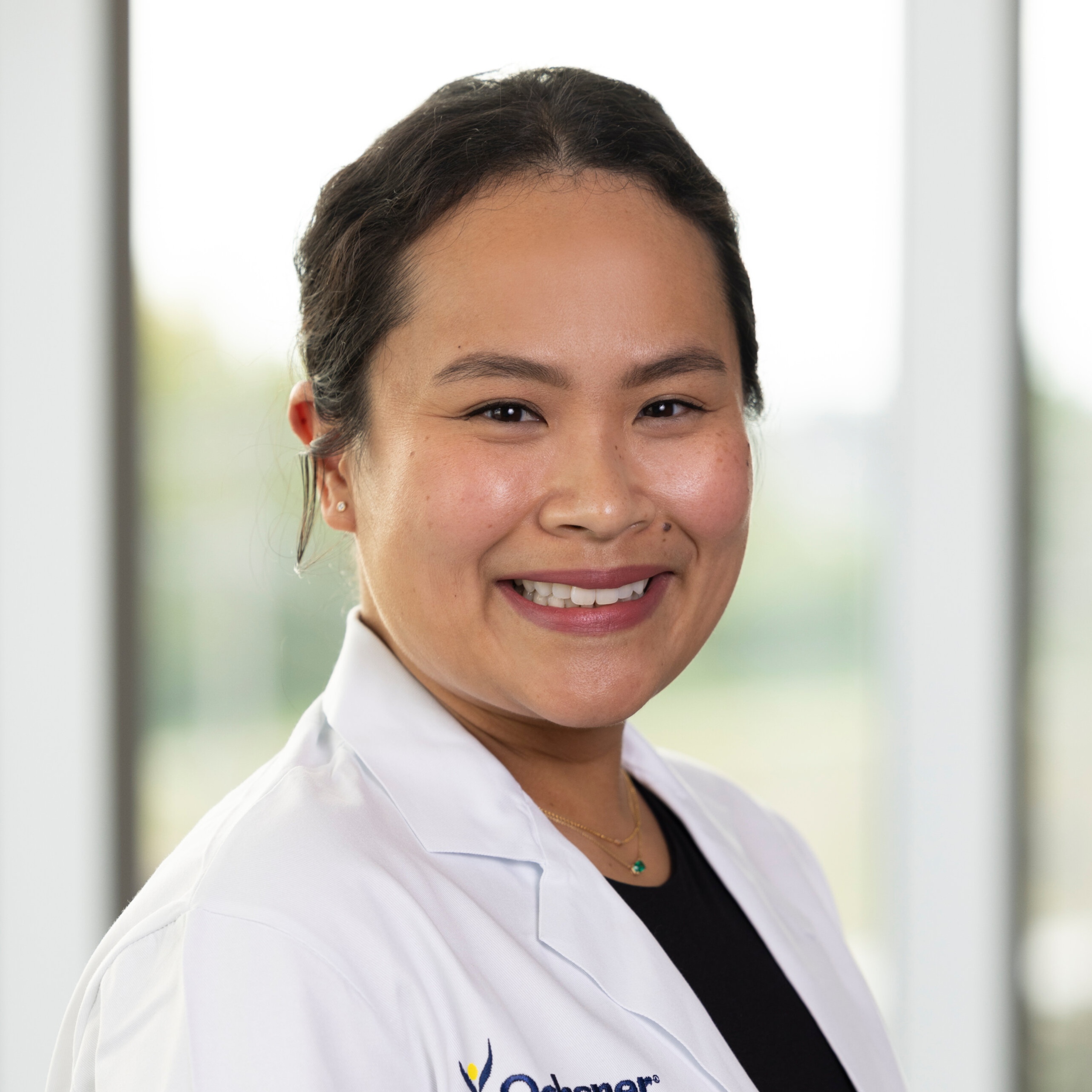 Amanda Theppote, MD - New Orleans, LA - Infectious Disease, Infectious Disease Specialist