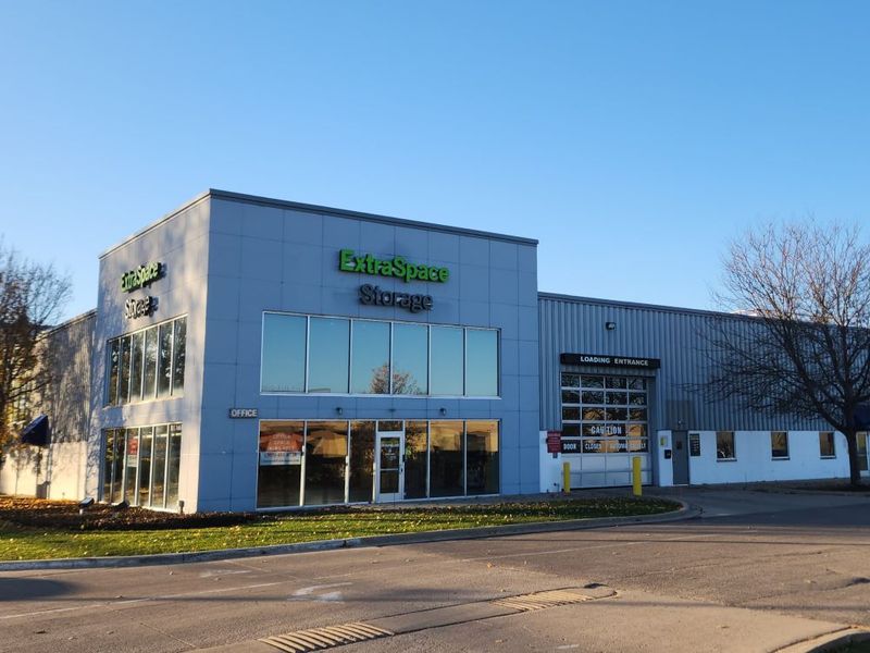 Images Extra Space Storage