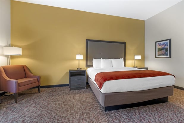 Images Best Western Plus Elizabethtown Inn & Suites