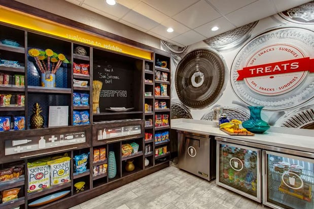 Images Hampton Inn & Suites Wichita/Airport