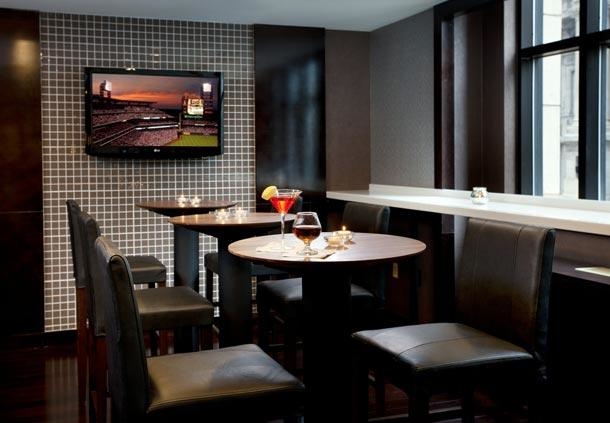 Center City Philadelphia Hotel - Residence Inn by Marriott Philadelphia Center City - Bar
