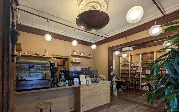 Bilder Gallery 4 - Specialty Coffee & Community
