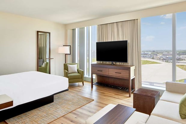 Images Embassy Suites by Hilton Nashville Downtown