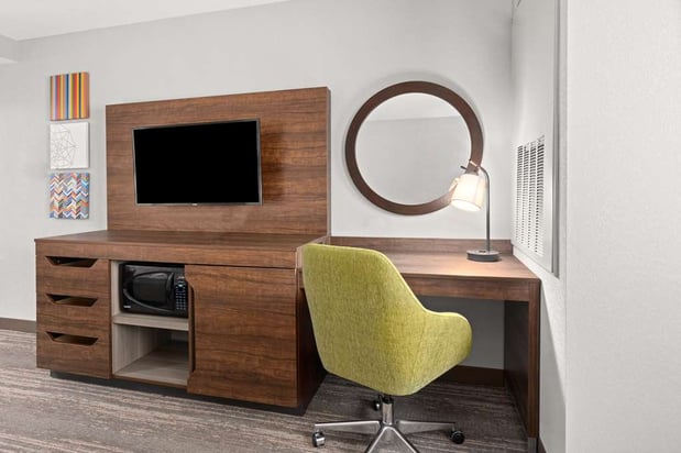 Images Hampton Inn & Suites Burlington