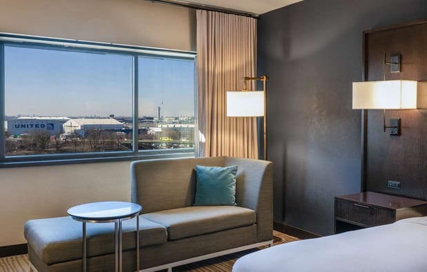 Images DoubleTree by Hilton Hotel Newark Airport