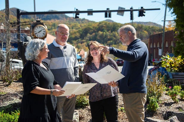 Images GreyBeard Realty