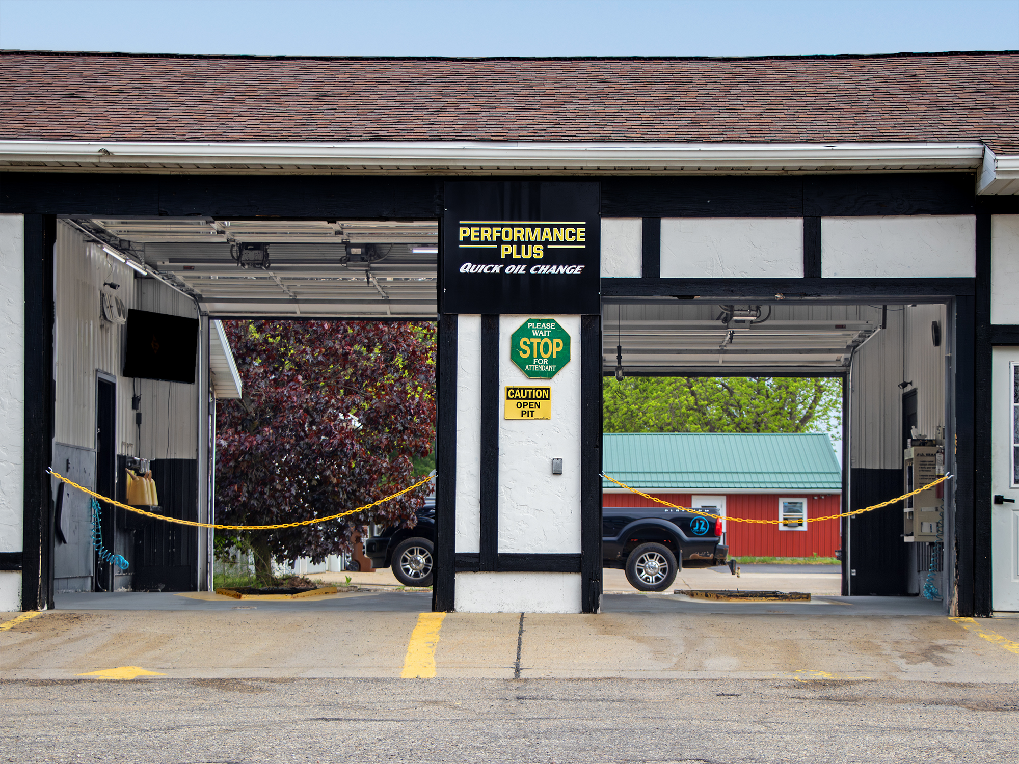 Performance Plus Quick Oil Change of Greenville, MI