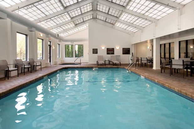 Images Hampton Inn Boston-Logan Airport